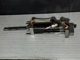 CILINDRO NEUMATICO DOBLE ACCION
