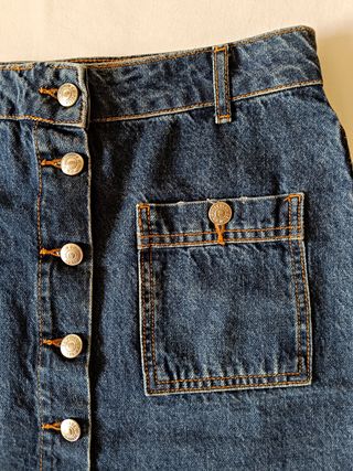 Falda corta vaquera Pull & Bear