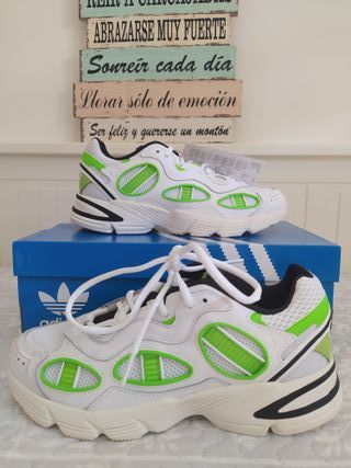 Adidas Astir SN