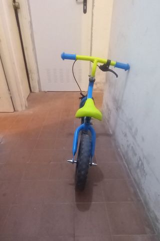 Correpasillos atractor