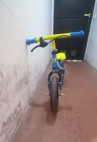 Correpasillos atractor