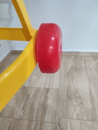 Carrito compra juguetes