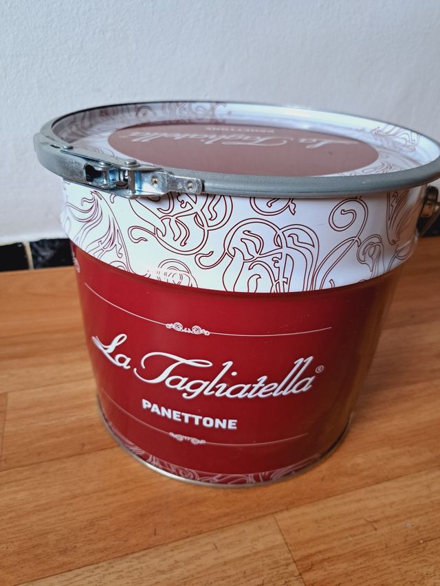 Cubo vacio La Tagliatella