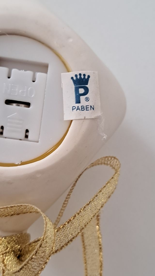 Presepe con luci colorate da appendere