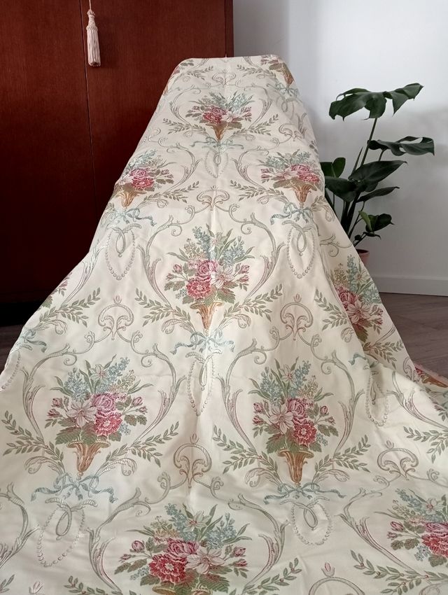 Tela de fallera de seda