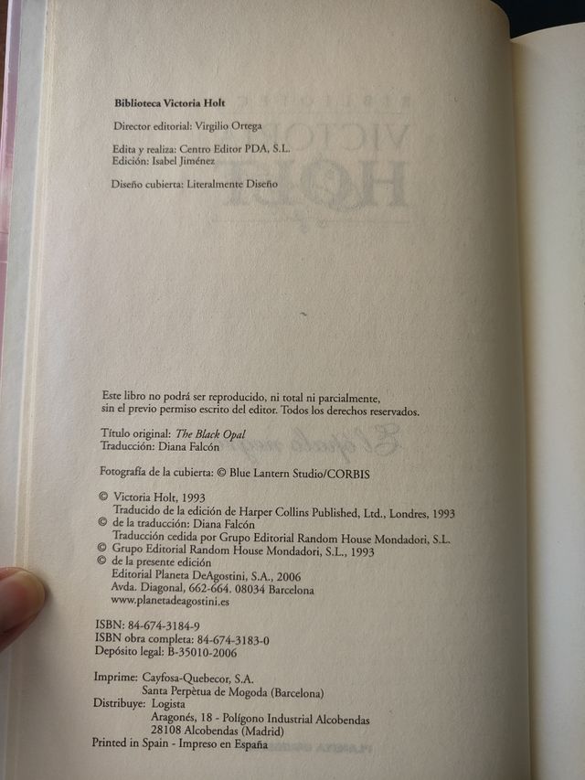 El ópalo negro