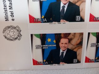 n. 15 francobolli SILVIO BERLUSCONI 1936-2023