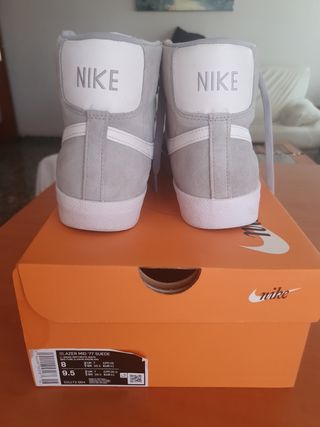 Nike blazer mid