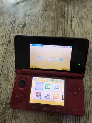 Nintendo 3ds rojo metalico