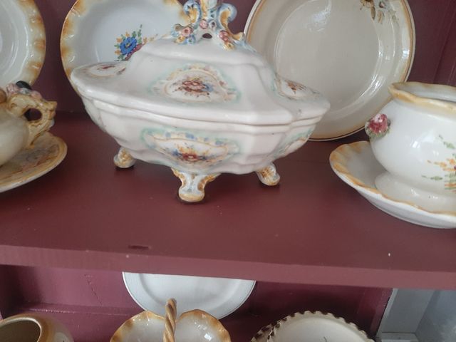 Loza antigua con firma