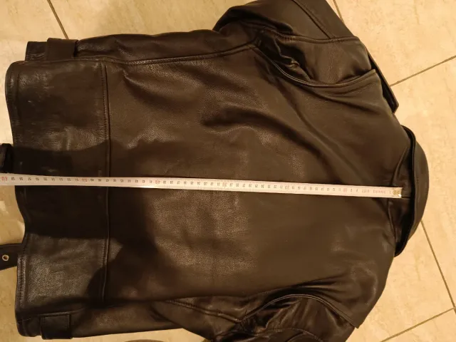 Cazadora de cuero bovino auténtico