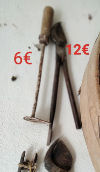 Antigüedades sin restaurar precio en la foto