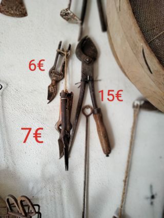 Antigüedades sin restaurar precio en la foto