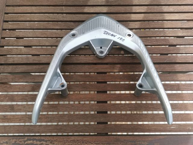 Asidero Honda DYLAN 125/06