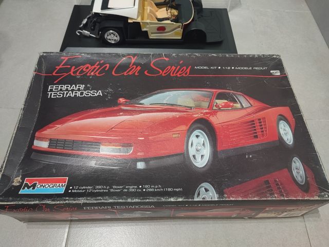 Maqueta Ferrari testarrosa 1/12
