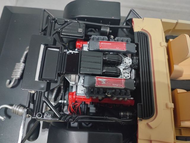 Maqueta Ferrari testarrosa 1/12