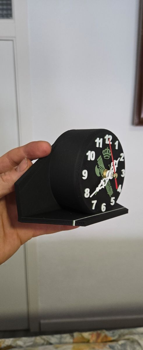 Reloj Tricornio Guardia Civil Para Mesa o Pared