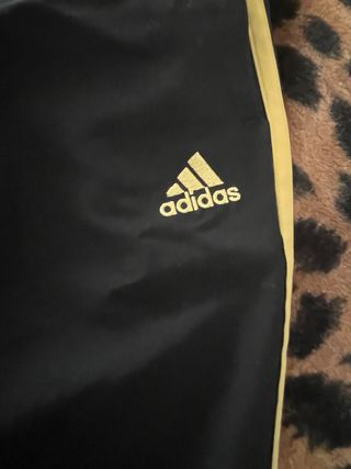 Pantalón chándal Adidas vintage 00s