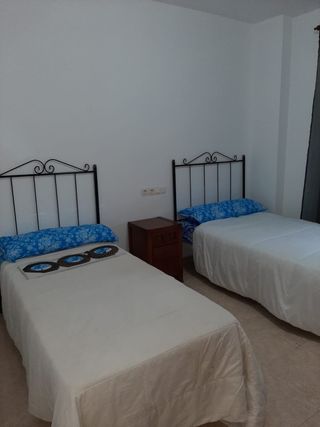 VENTA DE PISO FRENTE ACADEMIA G.C BAEZA