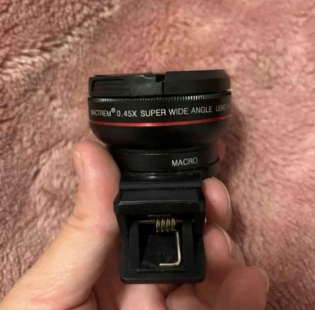 Obiettivo grandangolare per dispositivi mobili