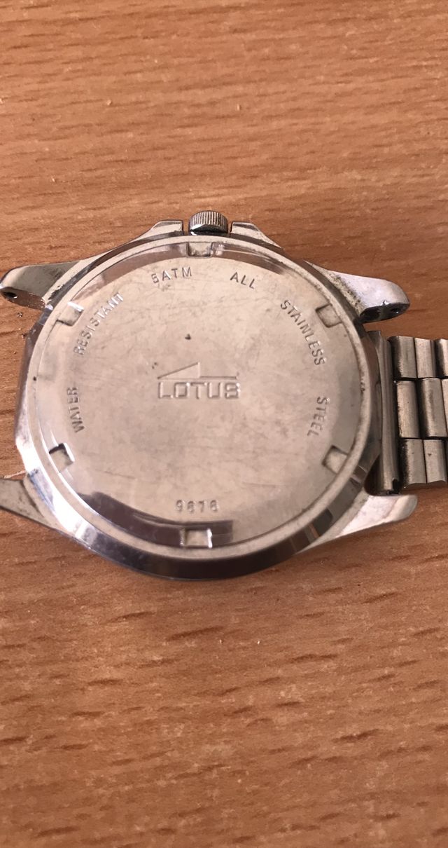 RELOJ DE PULSERA LOTUS