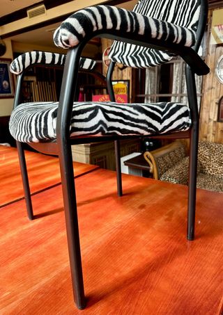 SILLA BUTACA CON BRAZOS