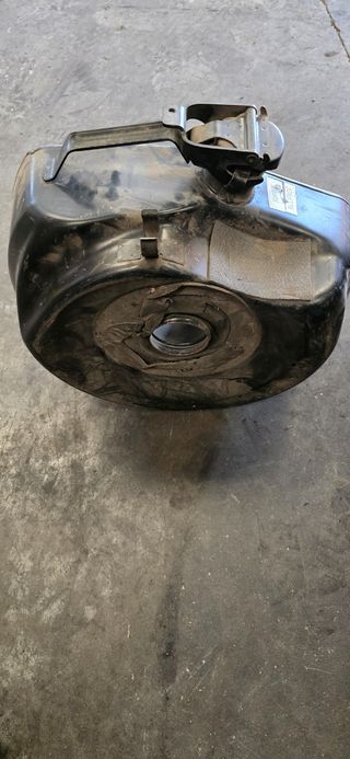 Bidón de gasolina bmw e30 