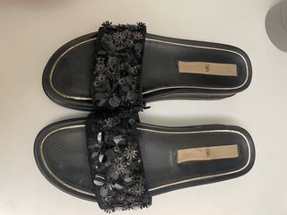 Sandalia plana zara t.42