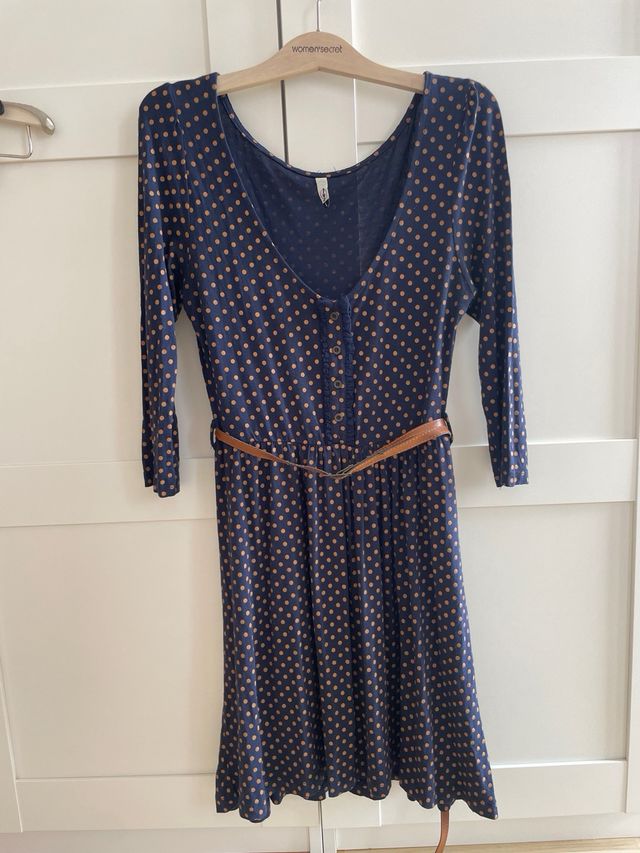 Vestido azul marino lunares stradivarius 