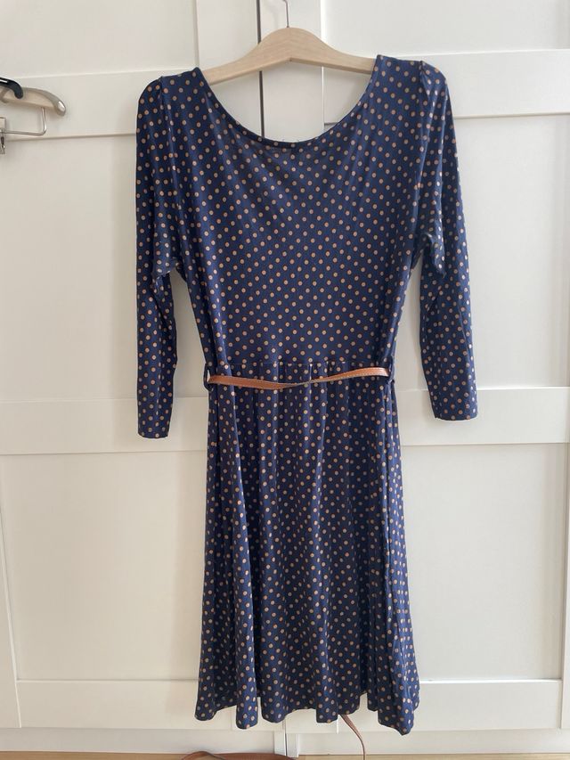 Vestido azul marino lunares stradivarius 