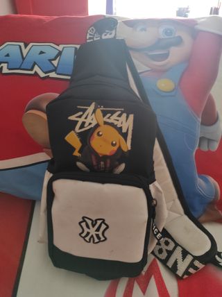 Mochila/Bandolera Picachu