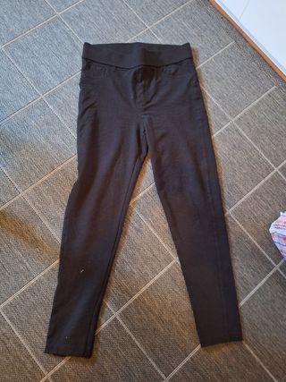 Pantaloni swing. Leggins Esmara