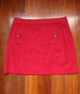 Falda de Stradivarius. Talla 38. Nueva
