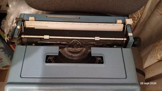 Maquina de escribir olivetti studio 46