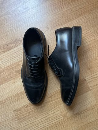 Zapatos elegantes negros