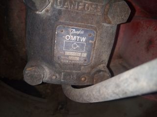 Motor hidráulico tracción vendimiadora