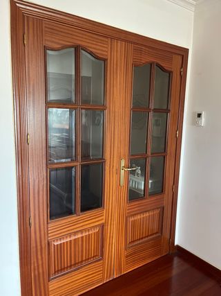Puertas madera salon
