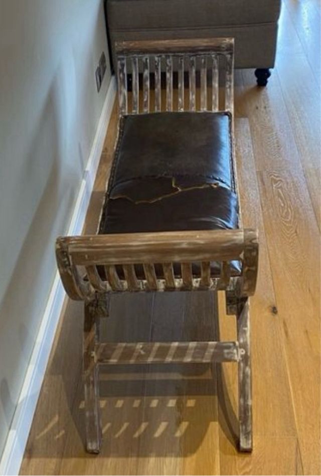 Descalzadora, sillon, madera y cuero