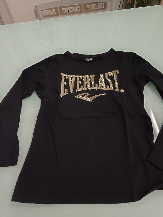 N. 2 MAGLIE 12 ANNI Benetton - Everlast