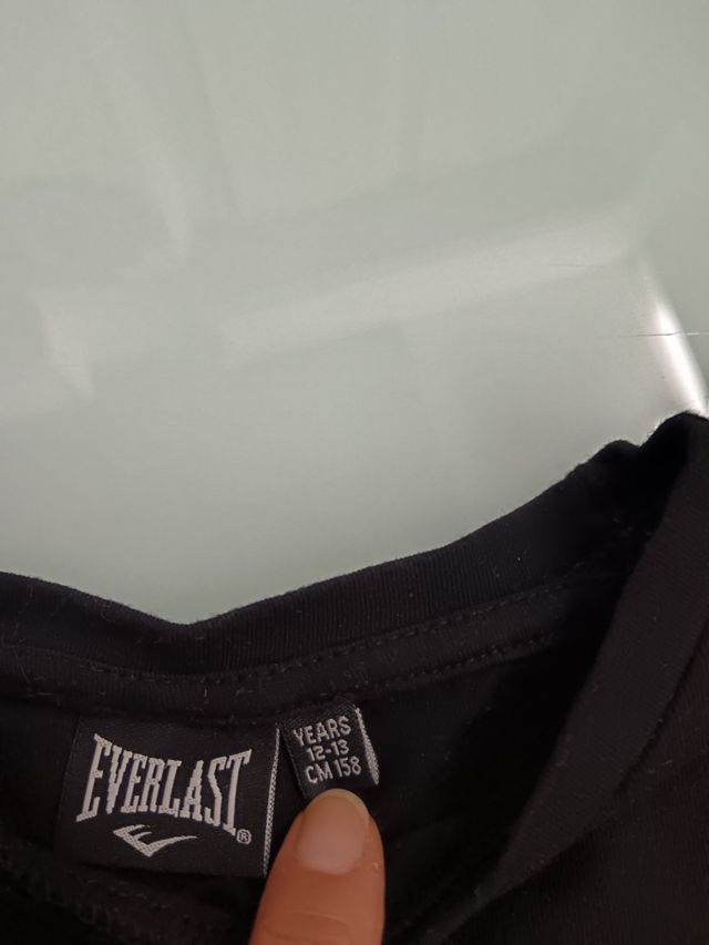 N. 2 MAGLIE 12 ANNI Benetton - Everlast