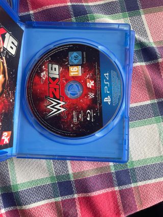 3 juegos Ps4
NBA 2K24
FIFA 19
WWE 2K16