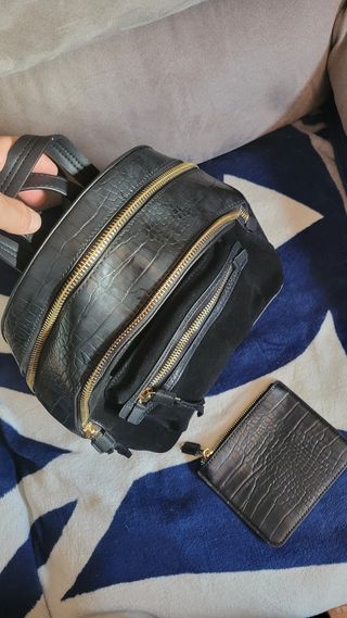 Mochila negra parfois