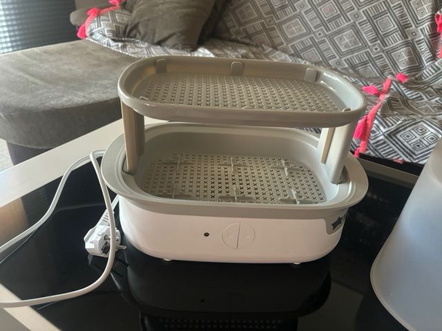Esterilizador Tommee Tippee