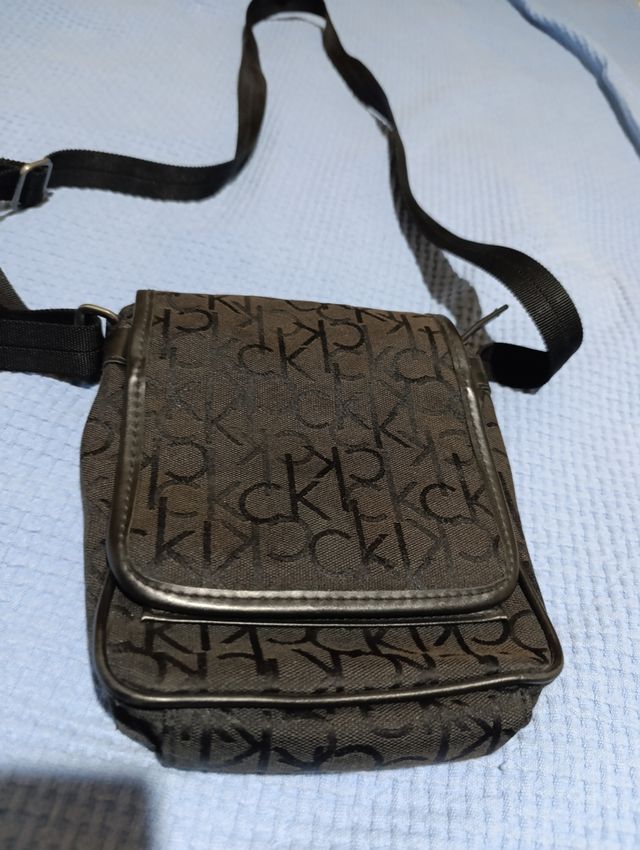 Borsello Calvin Klein nero