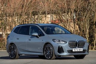 Calandra BMW S2 Active Tourer 2023 
