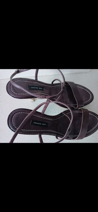 Sandalias ARMAND BASI de piel