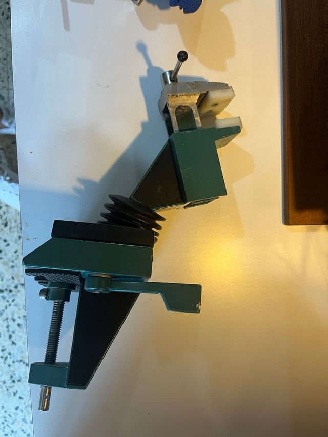 Abrazaderas de banco