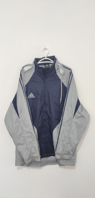 Chubasquero retro Adidas oversize 2000' y2k