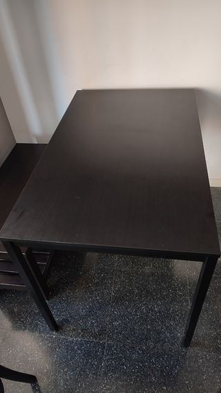 Mesa con banco