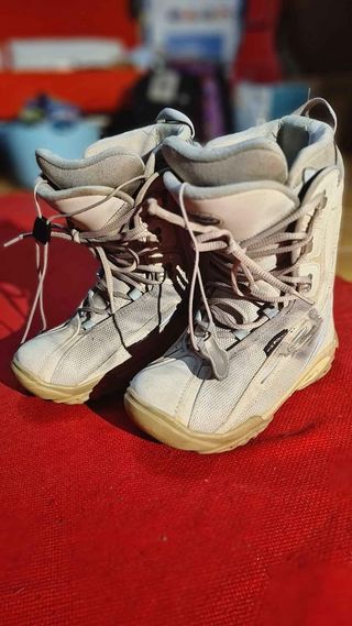 Scarponi snowboard 40,5